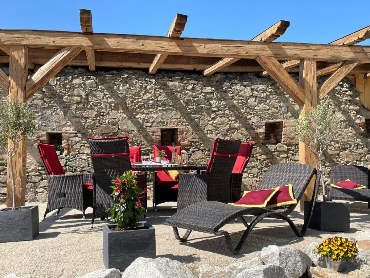 Chalet-Ferienwohnung Giebeltraum, 115 Qm, Wellness/Fitness/Sauna - Bergroedelhof Feilitzsch エクステリア 写真